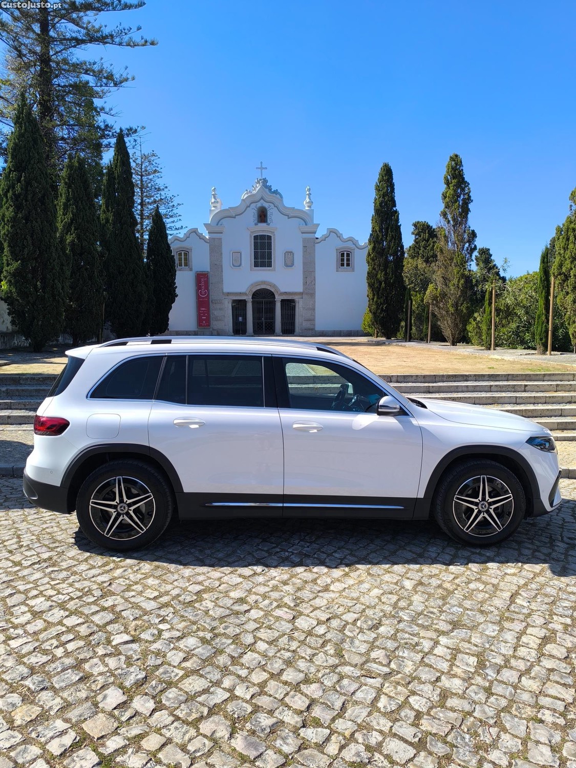 Mercedes-Benz EQB AMG line — fotografia 5
