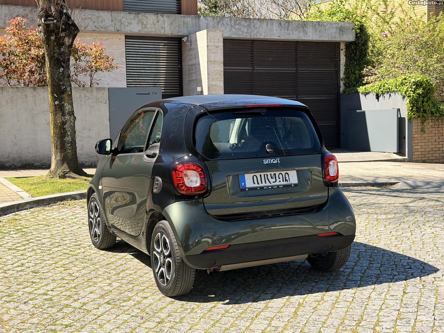 Smart Fortwo 0.9 Prime 90cv Auto como novo! — fotografia 9
