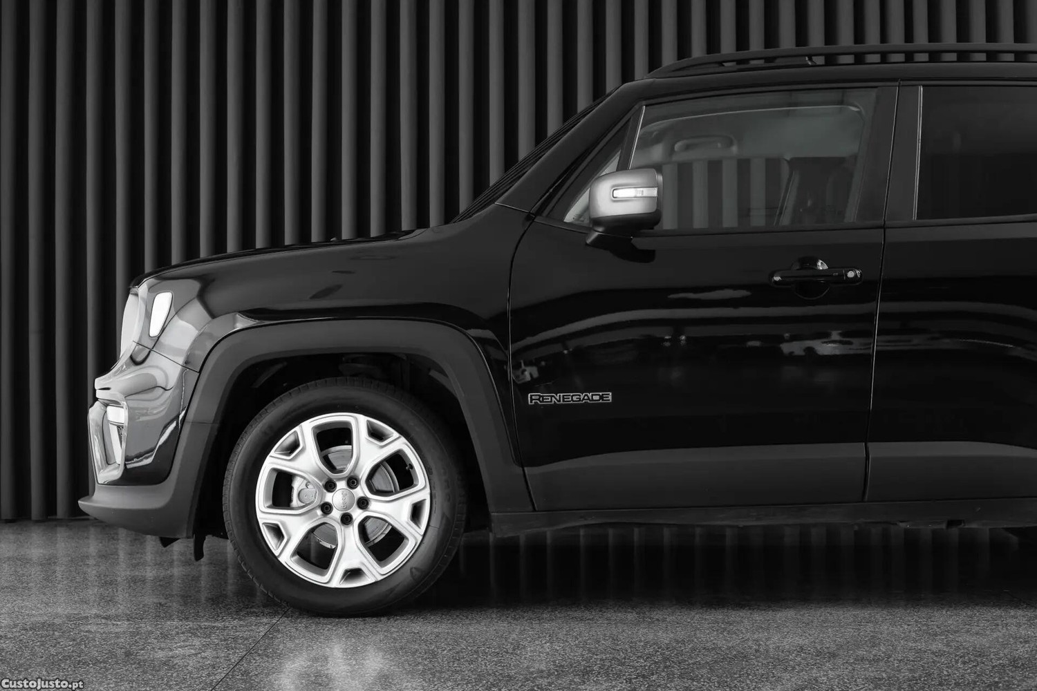 Jeep Renegade 1.0 T Limited — fotografia 20