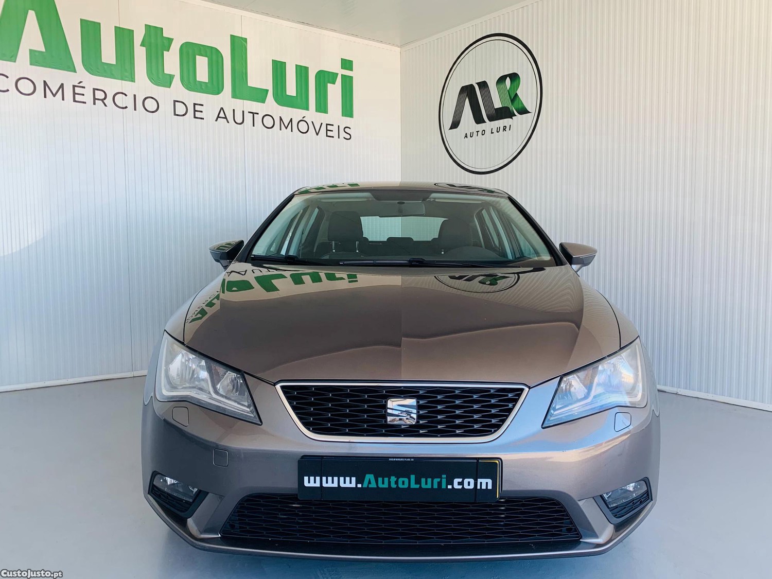 SEAT Leon 1.6 TDi Style — fotografia 11