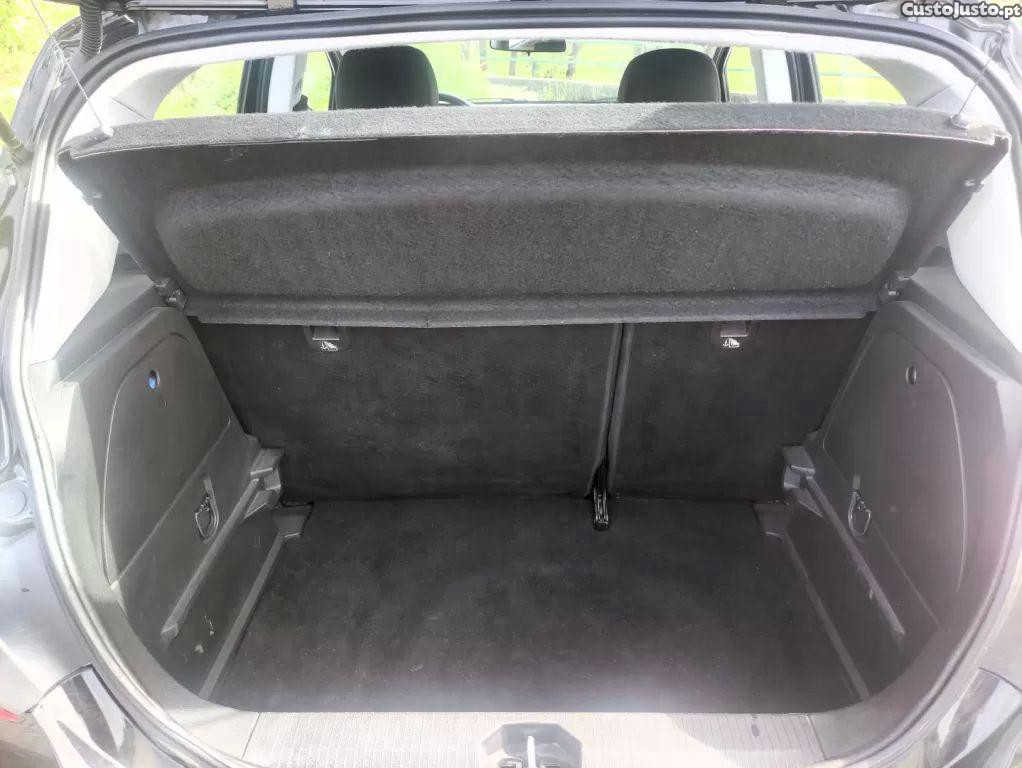 Opel Corsa 1.3 cdti business edition — fotografia 10