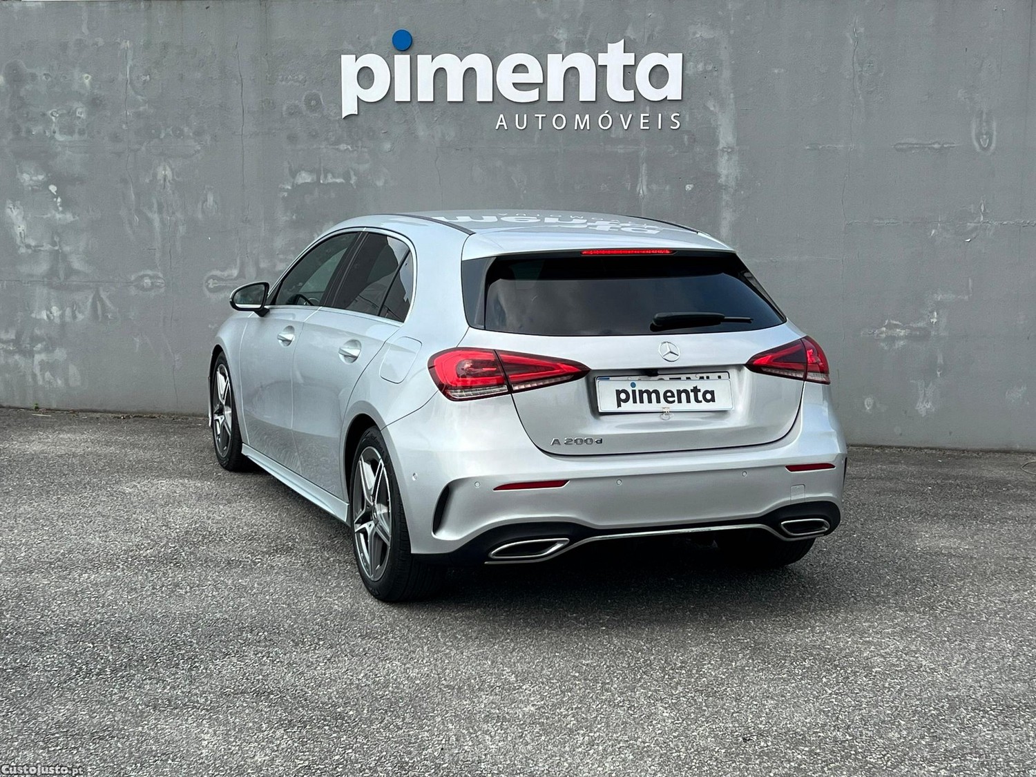 Mercedes-Benz A 200 d AMG Line Aut. — fotografia 14