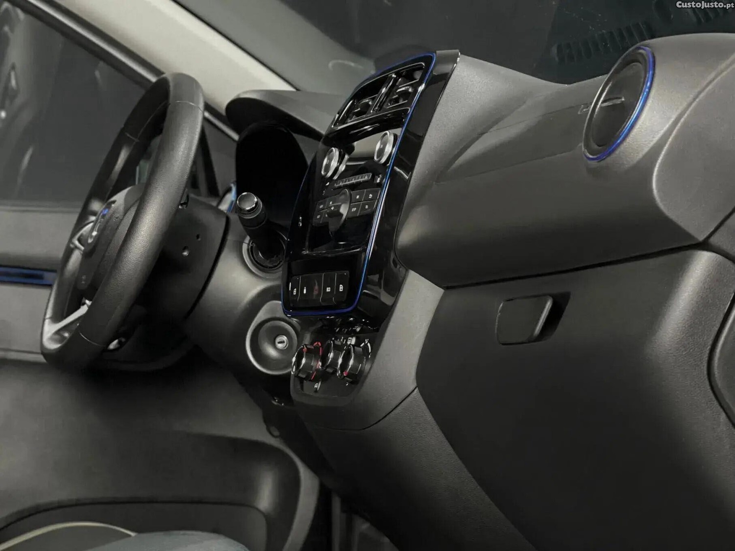 Dacia Spring Electric 45 Comfort — fotografia 6