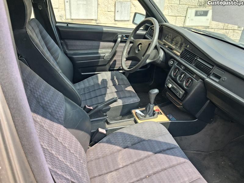 Mercedes-Benz 190 W201 — photo 3