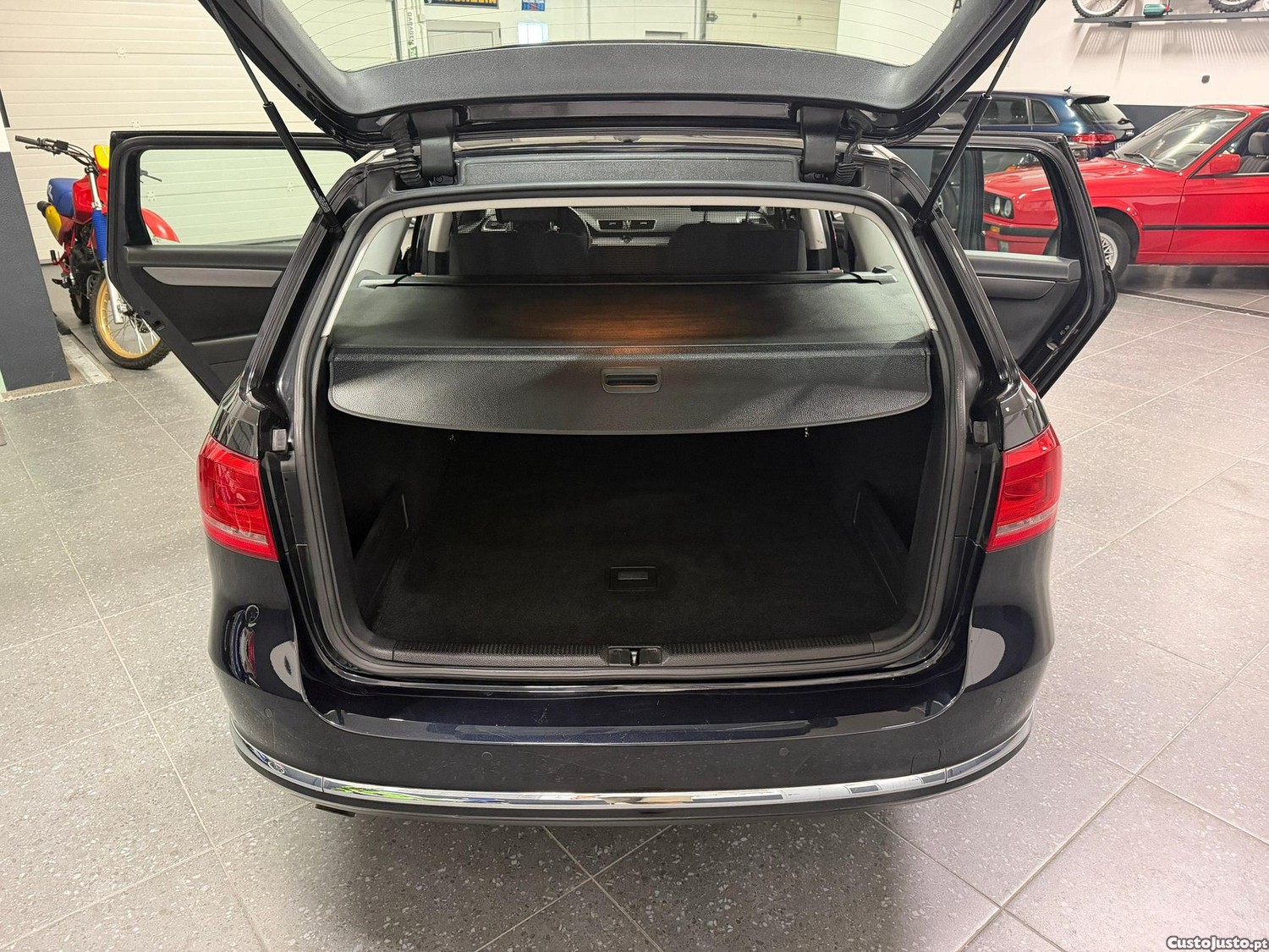 Volkswagen Passat 1.6 TDI Confortline — fotografia 9