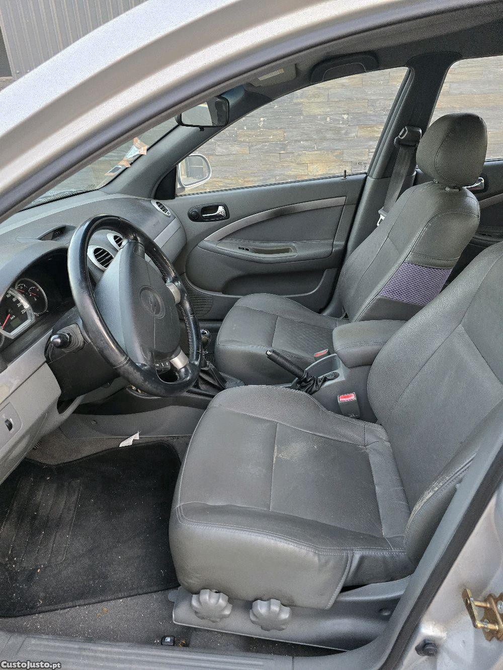 Chevrolet Nubira SW CDX — fotografia 4