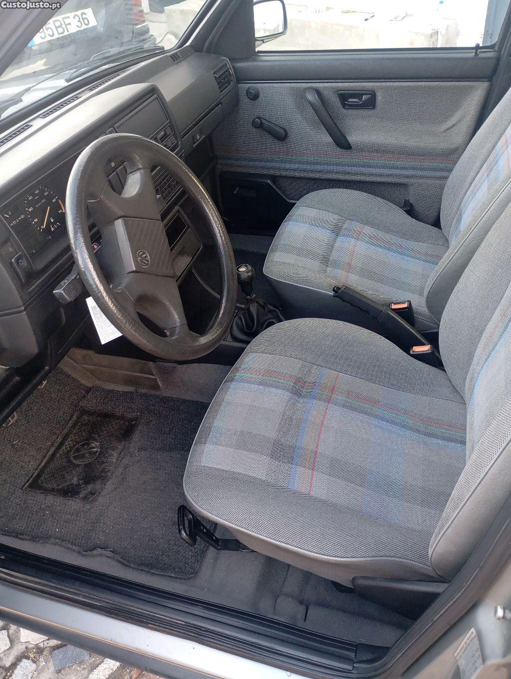 Volkswagen Golf 1.3 — fotografia 7