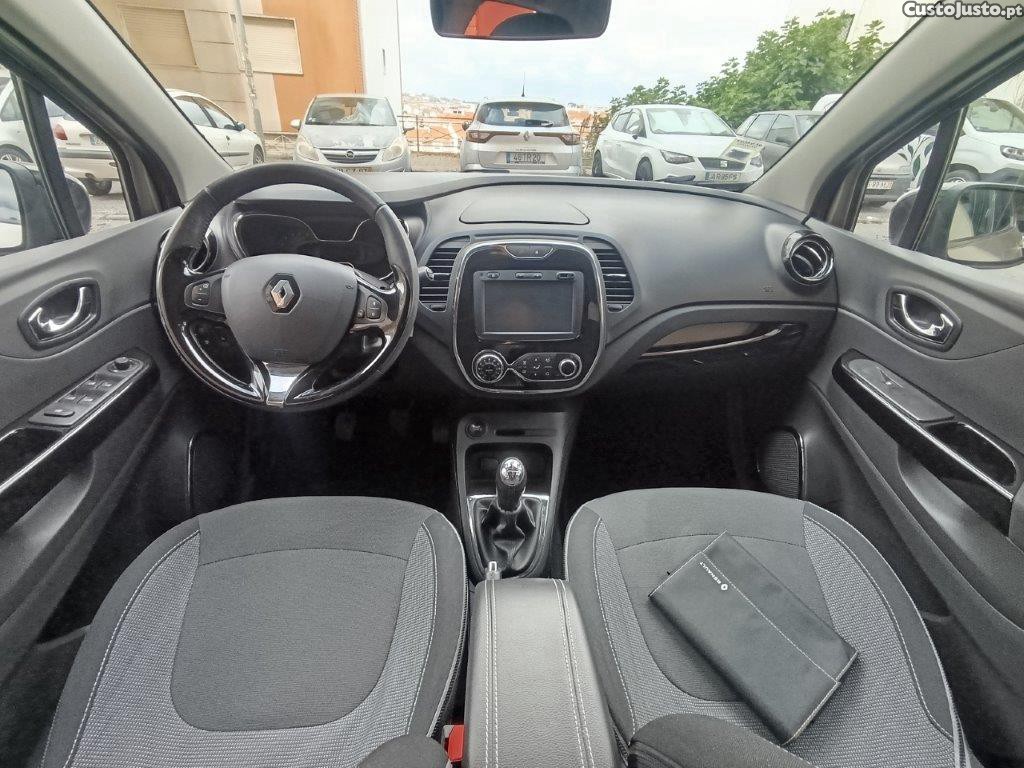 Renault Captur 0.9 TCe Exclusive 1 Dono Nacional — fotografia 4