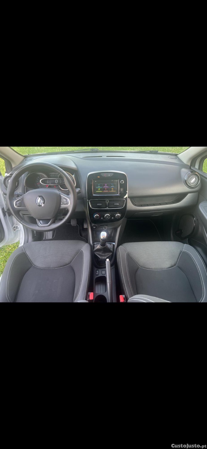Renault Clio BOSE 2019 — fotografia 8