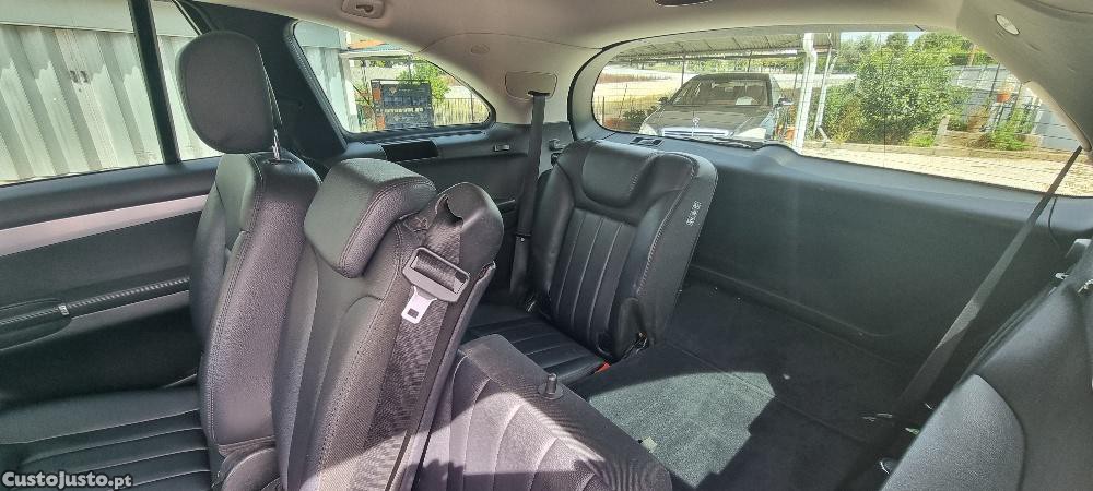 Mercedes-Benz R 320 CDI — fotografia 2