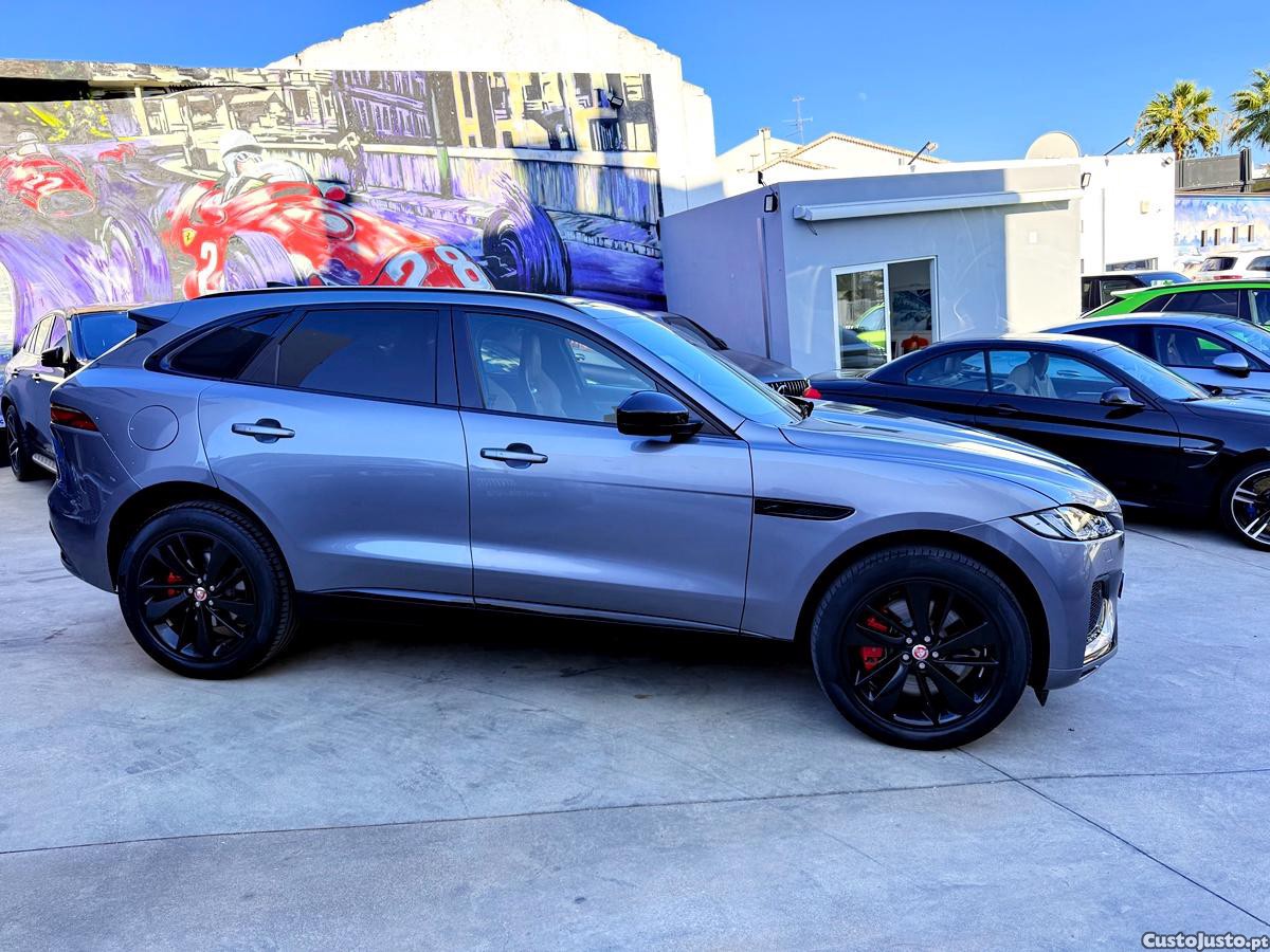 Jaguar F-Pace P400e R-Dynamic — fotografia 58