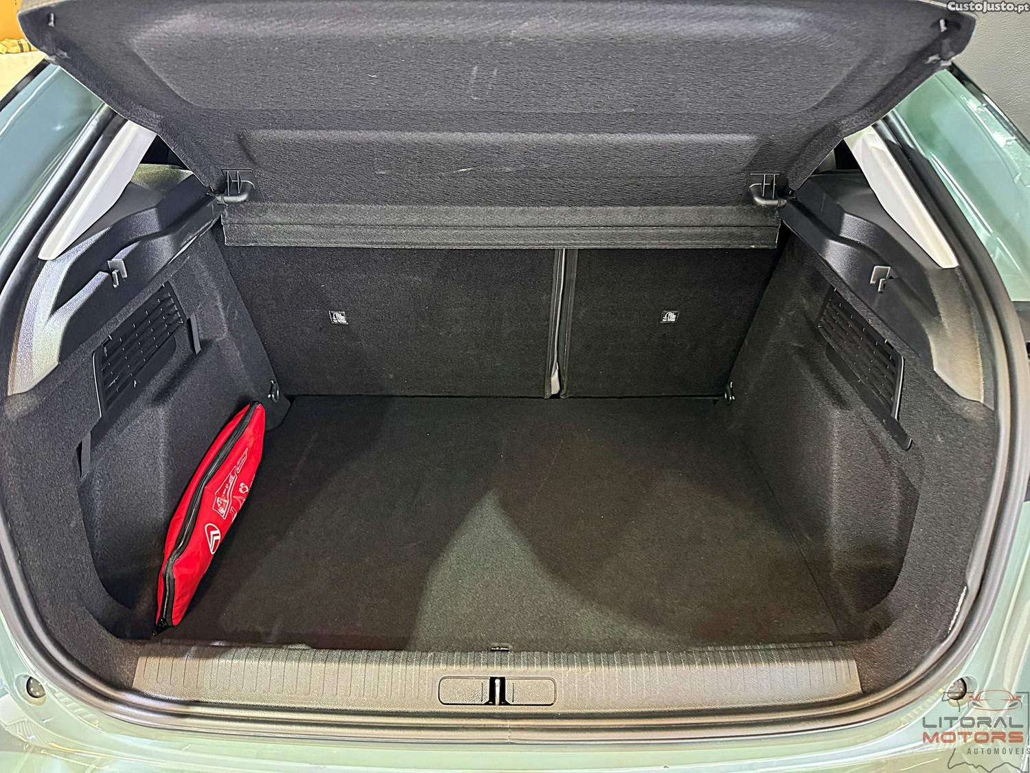 Citroën C4 1.2 Hybrid Plus e-DSC6 — fotografia 16