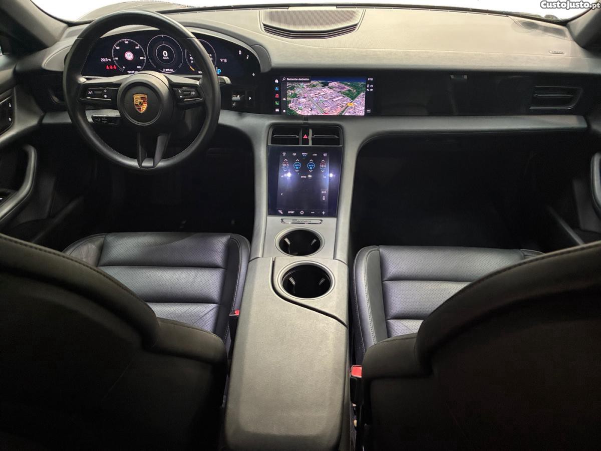 Porsche Taycan Standard — fotografia 6