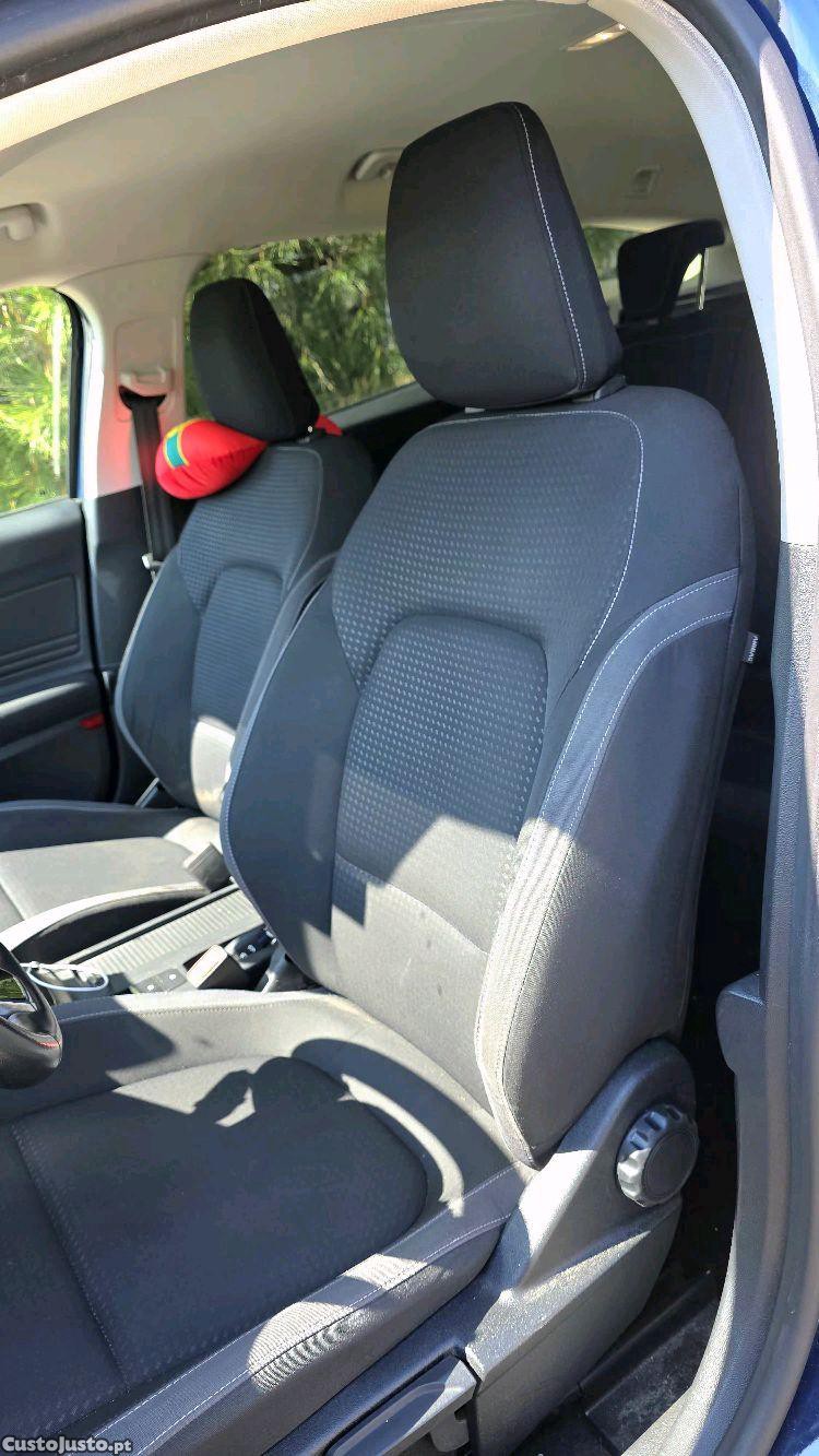 Ford Focus sw 1.5 tdci titanium — fotografia 3