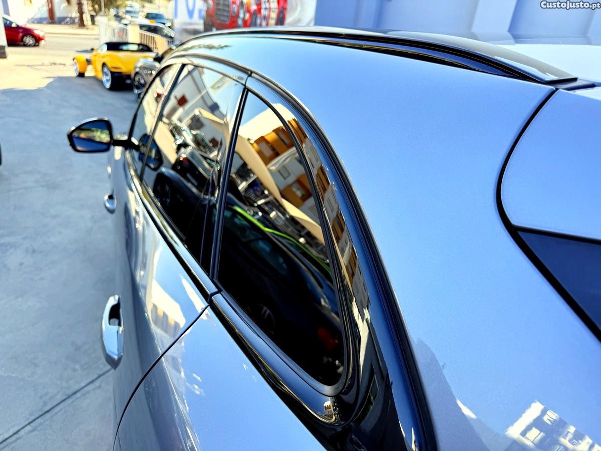 Jaguar F-Pace P400e R-Dynamic — fotografia 10