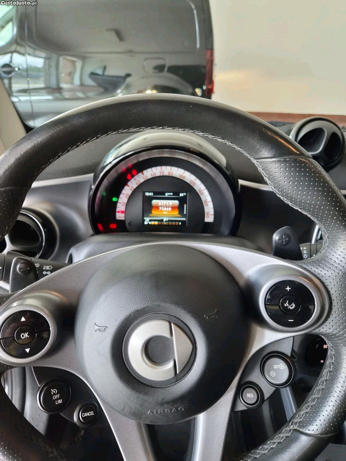 Smart Fortwo pulse 1.0 JBL edition — fotografia 4