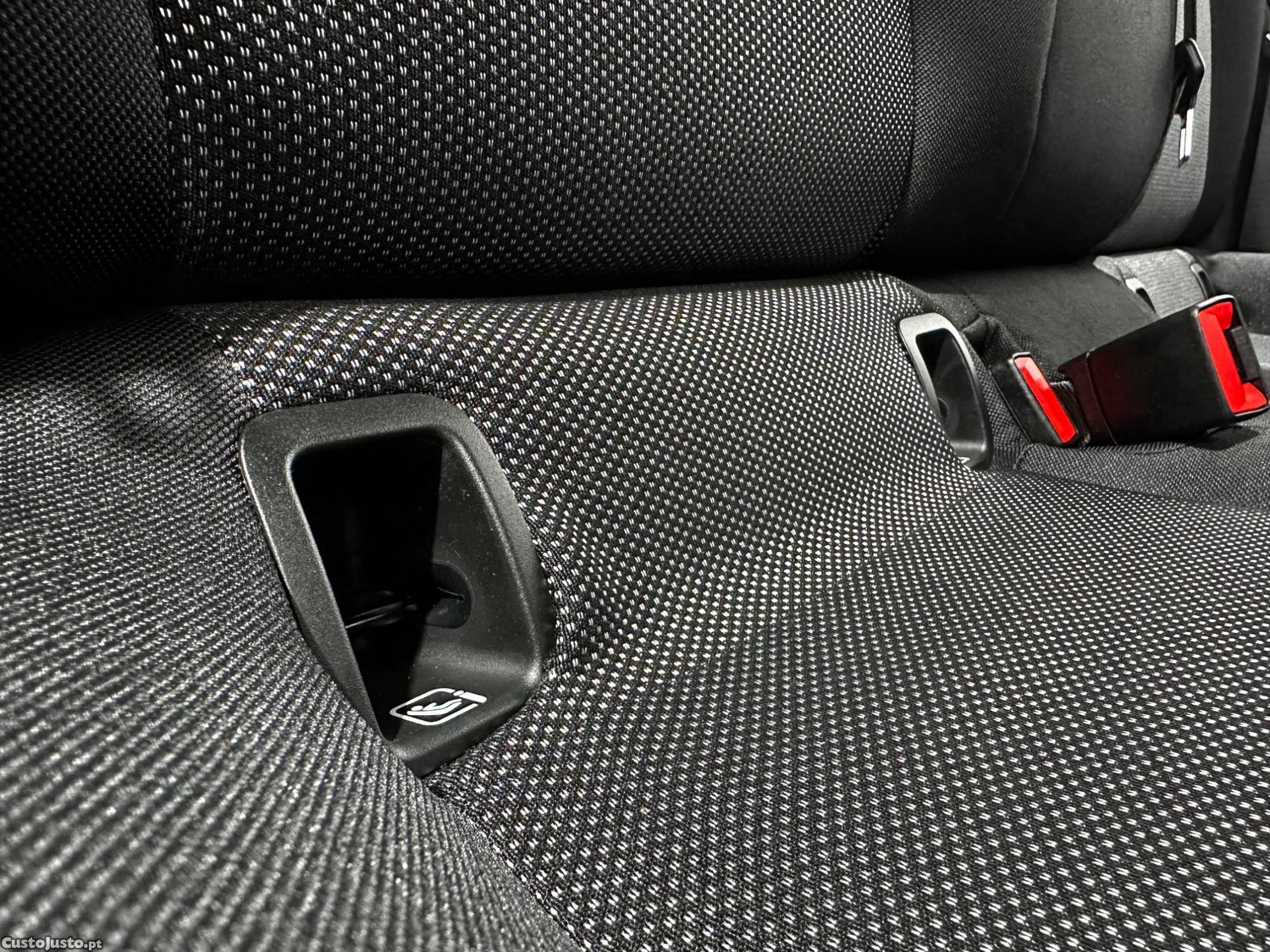 Mercedes-Benz CLA 200 D PROGRESSIVE AUTO 150 CV - NACIONAL - 115950 KM — fotografia 7