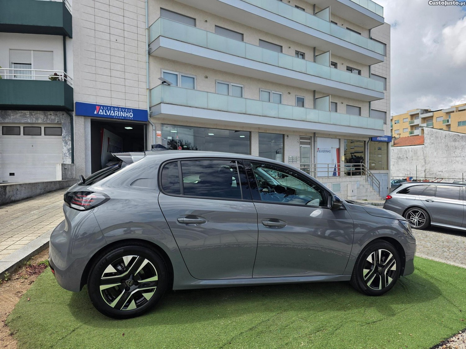 Peugeot 208 1.2 PureTech Allure Pack — fotografia 20