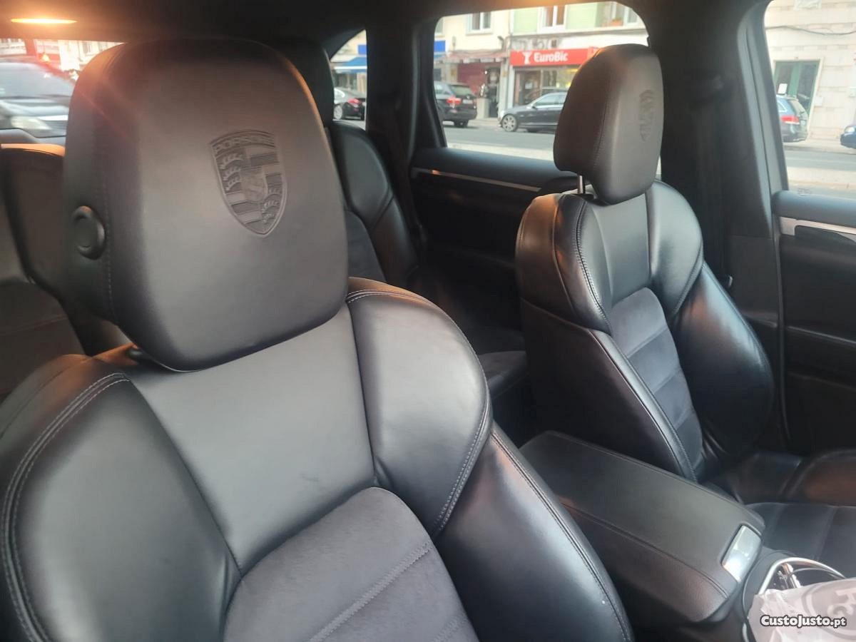 Porsche Cayenne Platinum edition - 3.0 - Diesel - 17 — photo 4