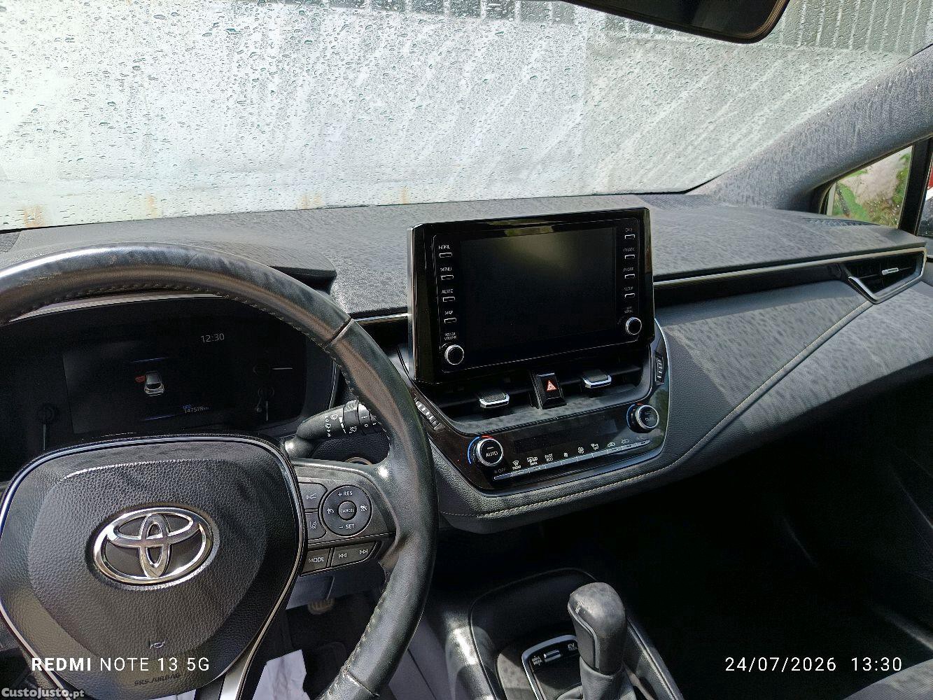 Toyota Corolla gasolina/híbrido — fotografia 3