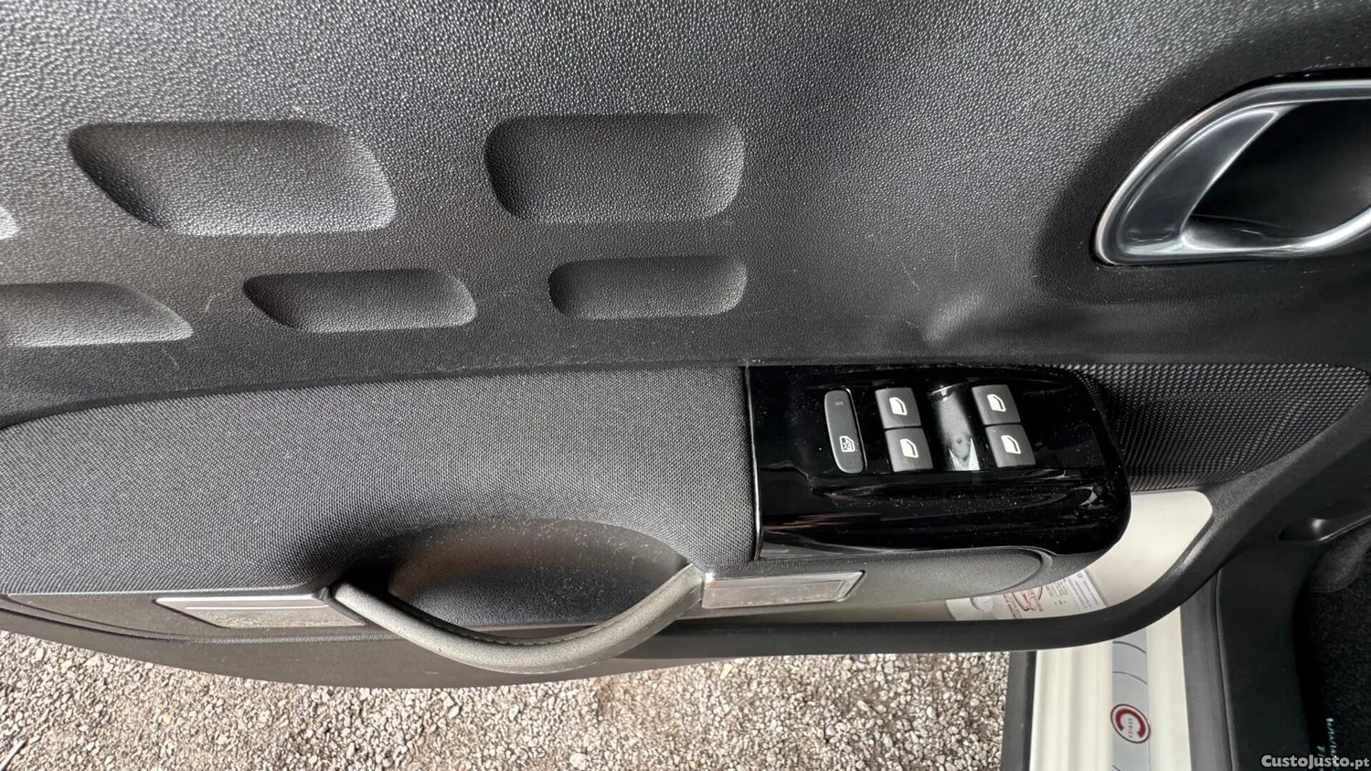 Citroën C3 1.2 PureTech C-Series — fotografia 17