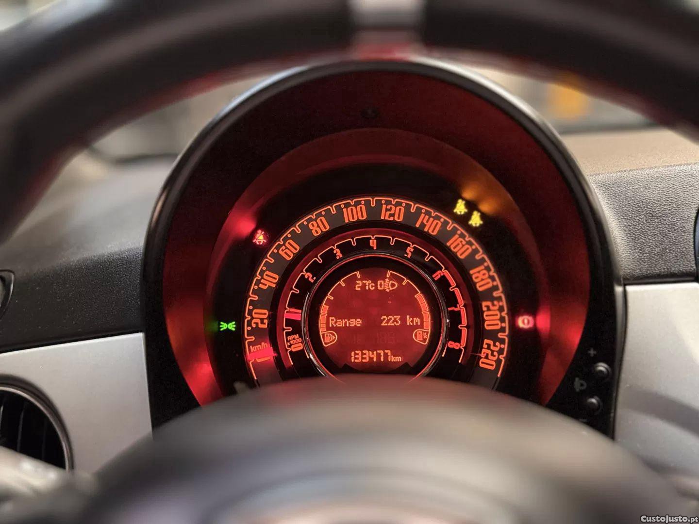 Fiat 500C 1.0 hybrid connect — fotografia 11