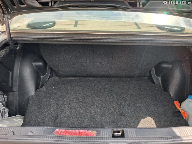 Mercedes-Benz 190 W201 — photo 5