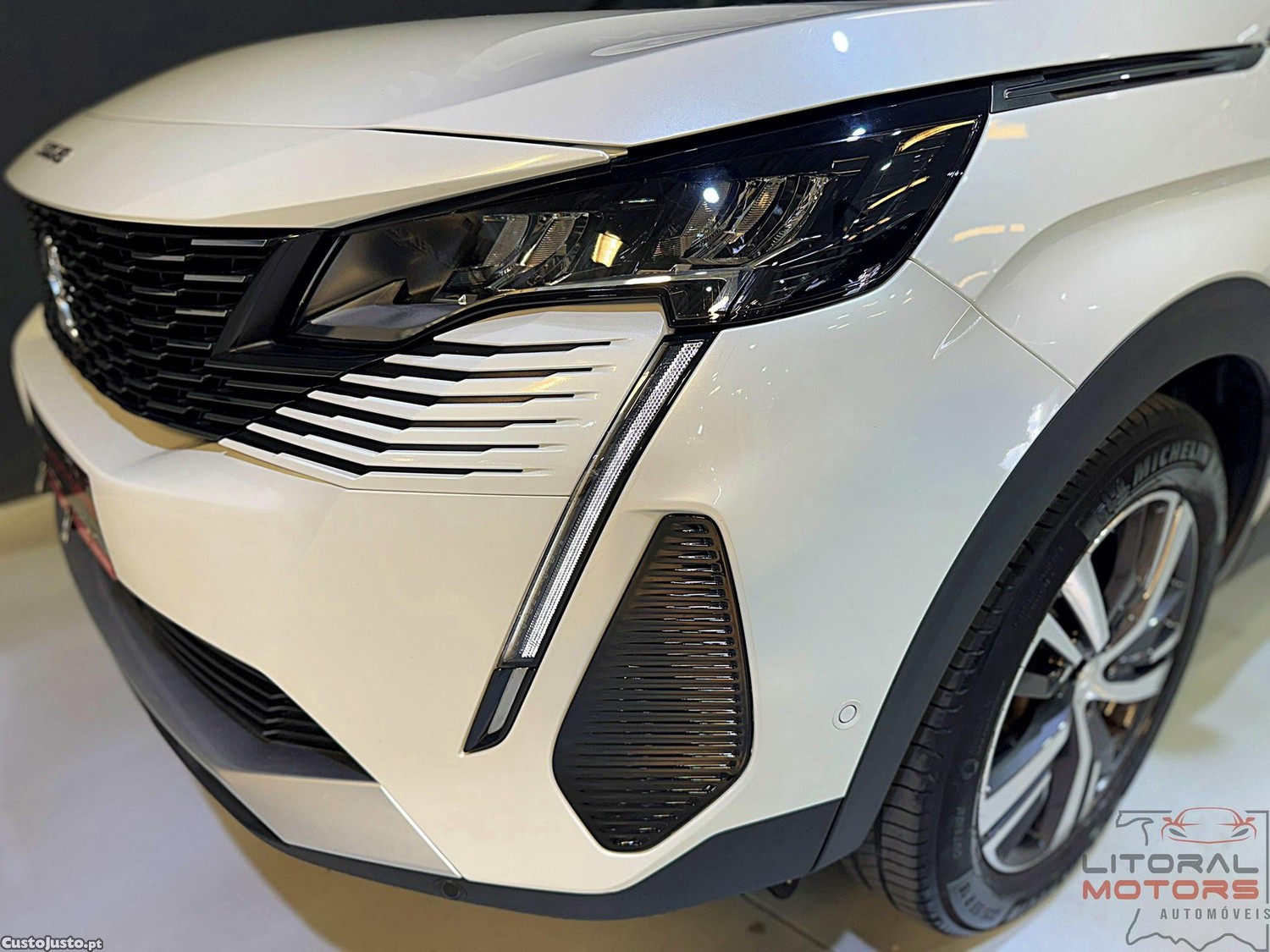 Peugeot 3008 1.2 PureTech Allure Pack EAT8 — fotografia 21