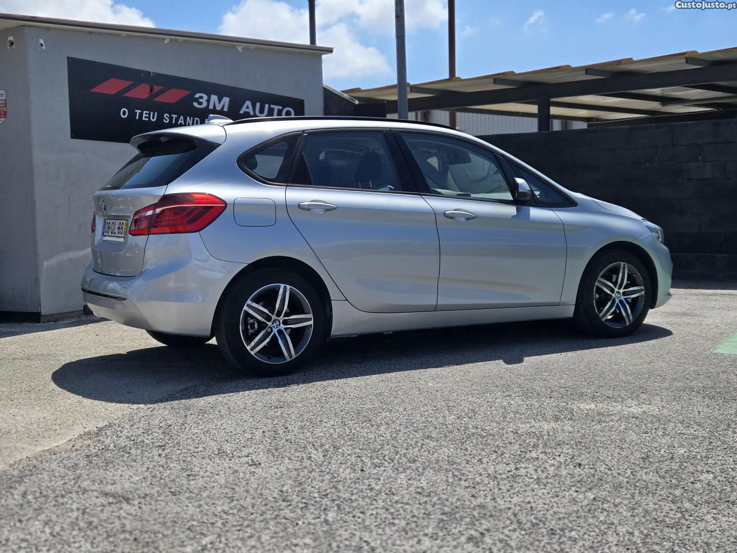 BMW 216 Active Tourer d Advantage — fotografia 6