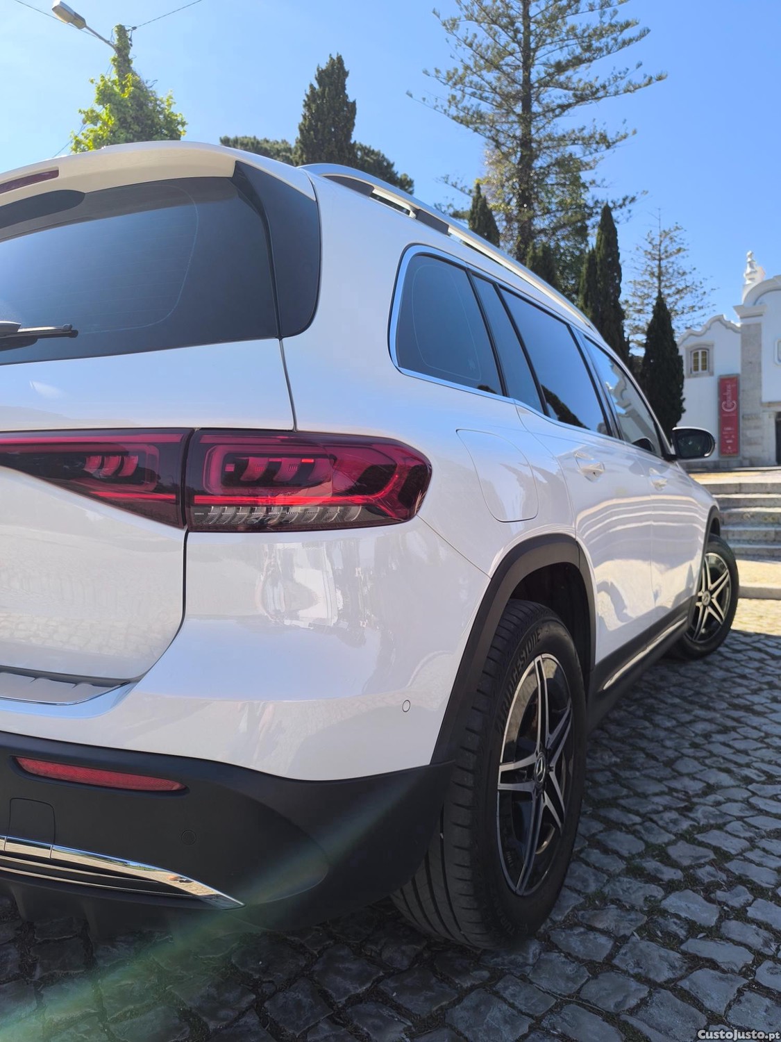 Mercedes-Benz EQB AMG line — fotografia 6