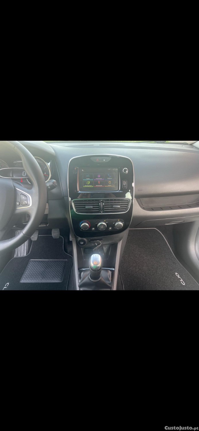 Renault Clio BOSE 2019 — fotografia 6