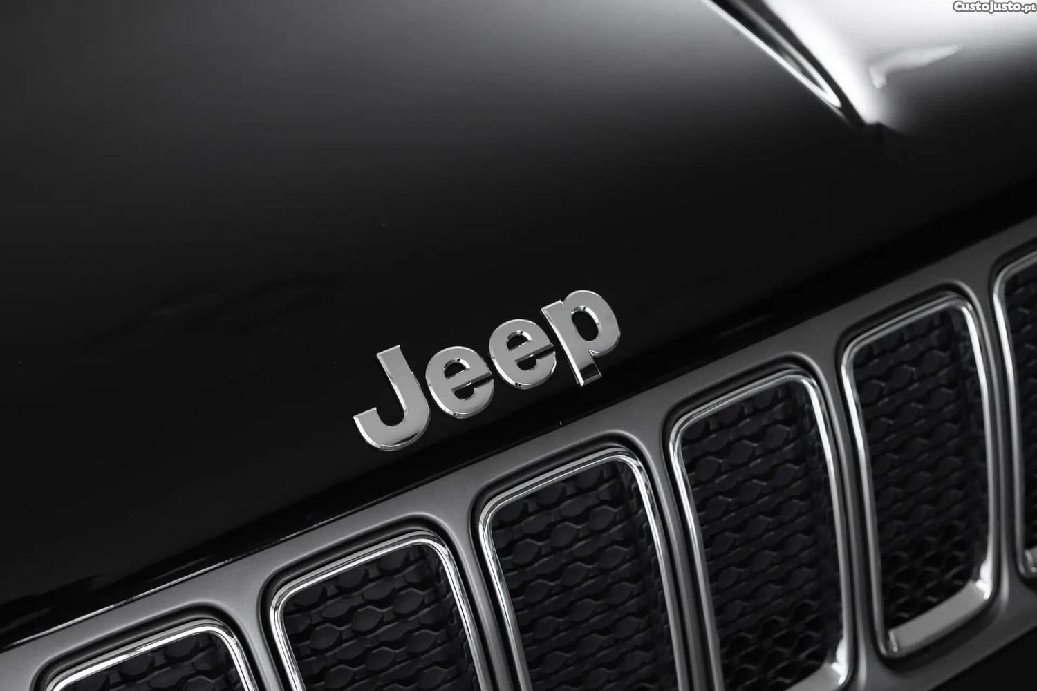 Jeep Renegade 1.0 T Limited — fotografia 17