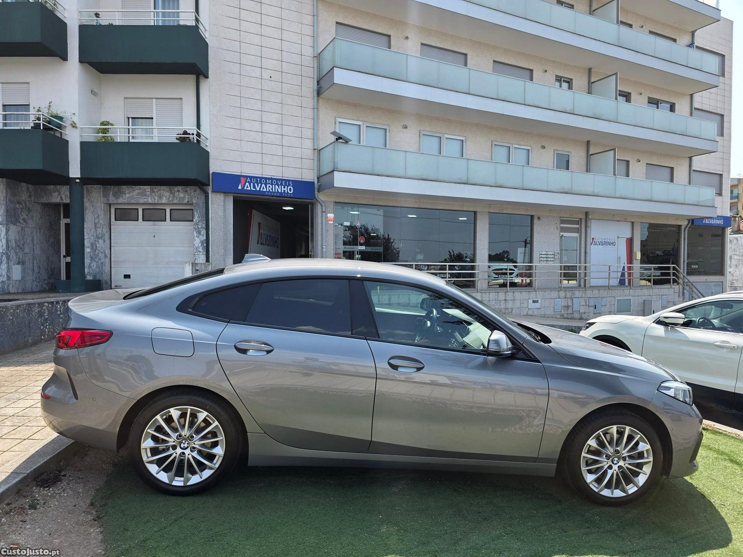 BMW 216 d Line Sport — fotografia 23