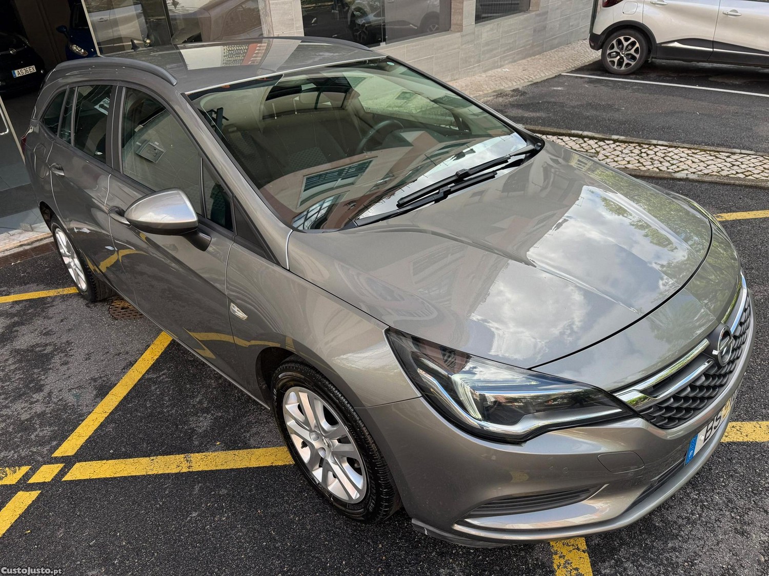 Opel Astra Sports Tourer 1.6 CDTi Cosmo S/S — fotografia 4