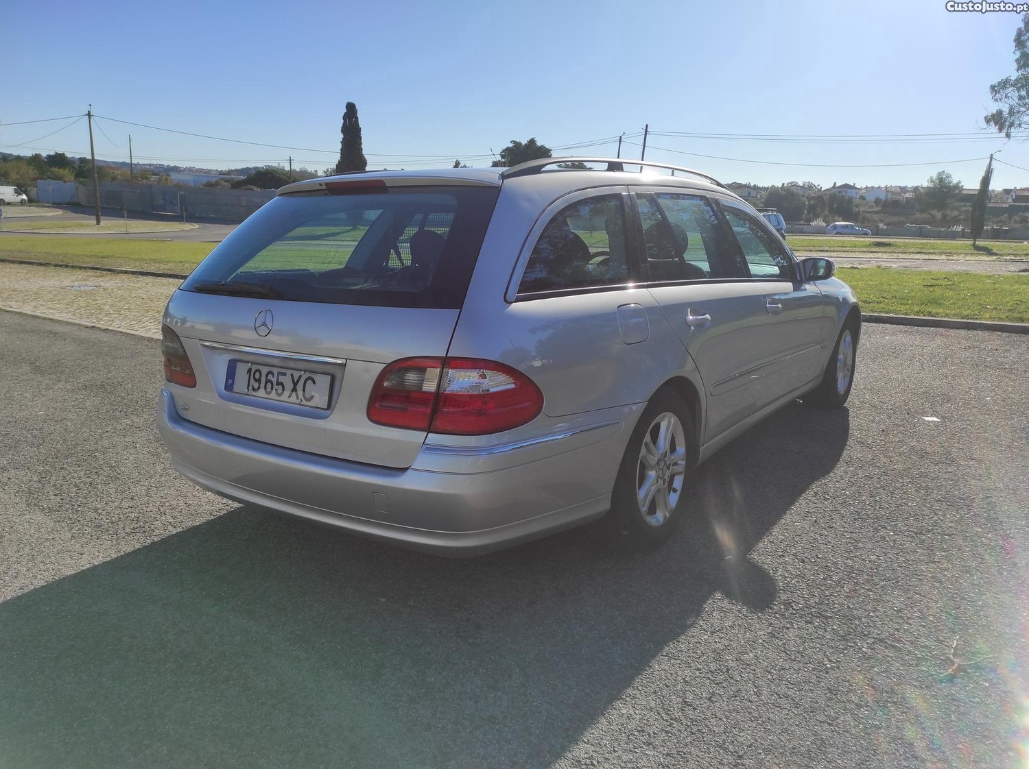 Mercedes-Benz E 220 SWCDI Nacional — fotografia 11