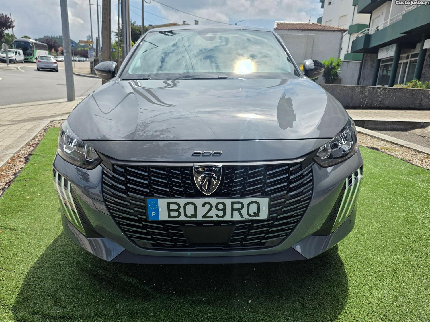 Peugeot 208 1.2 PureTech Allure Pack — fotografia 24