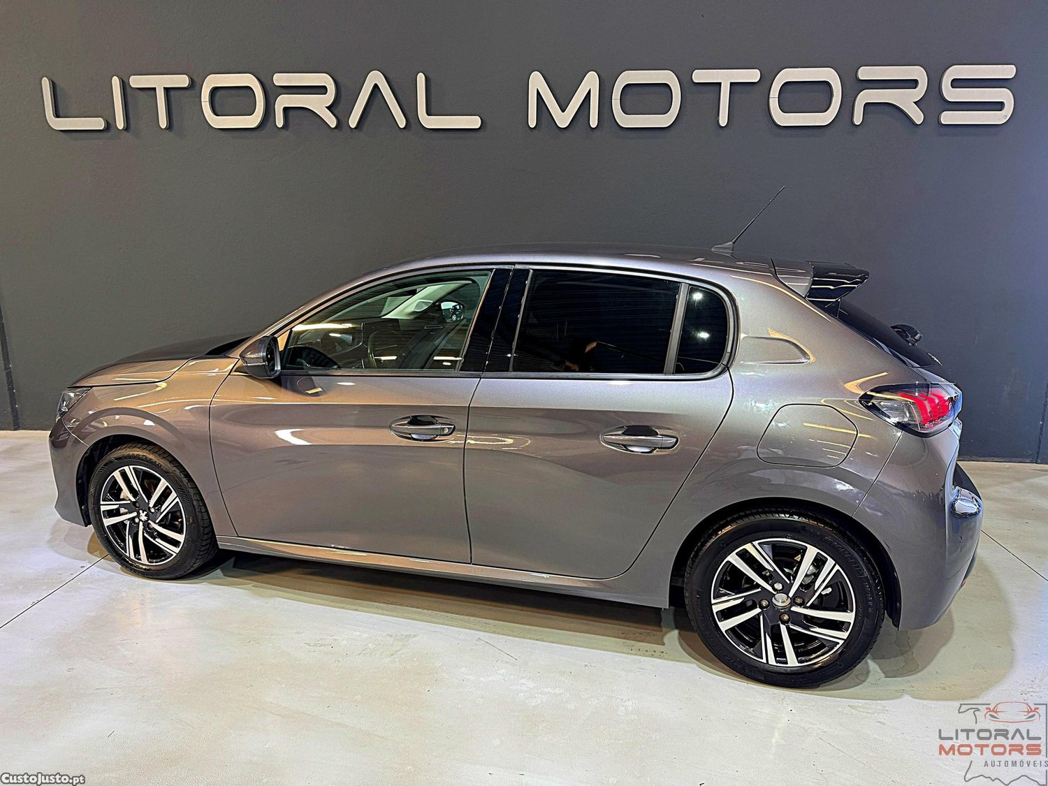 Peugeot 208 1.2 PureTech GT EAT8 — fotografia 19