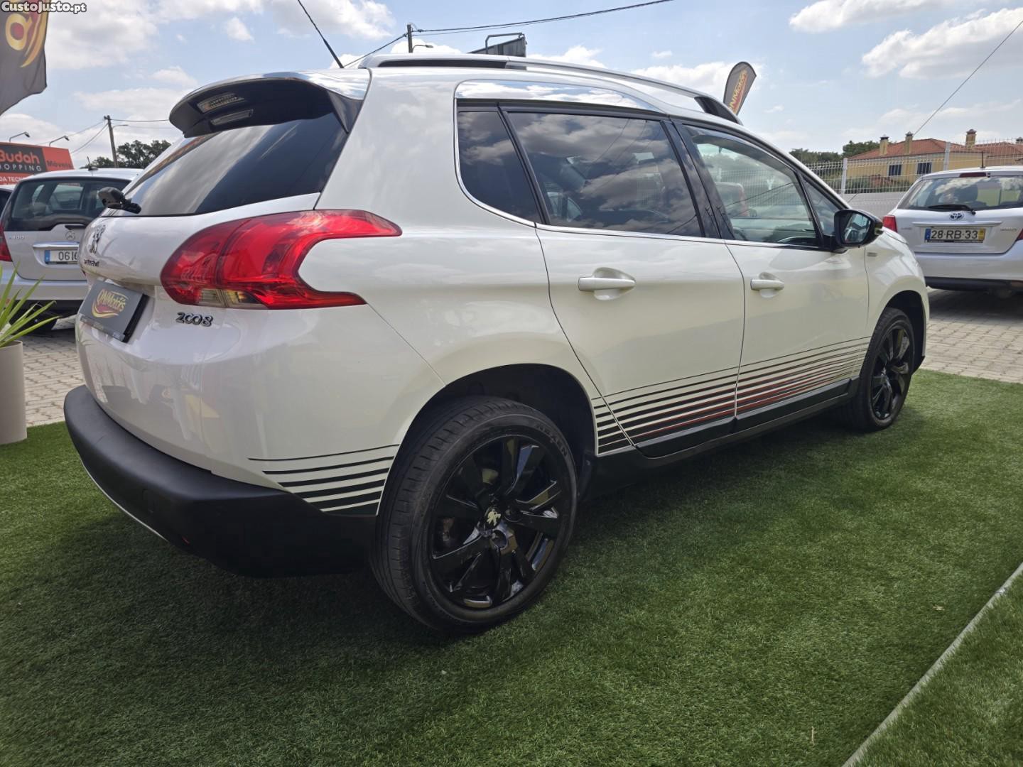 Peugeot 2008 1.2 PureTech Allure — fotografia 15