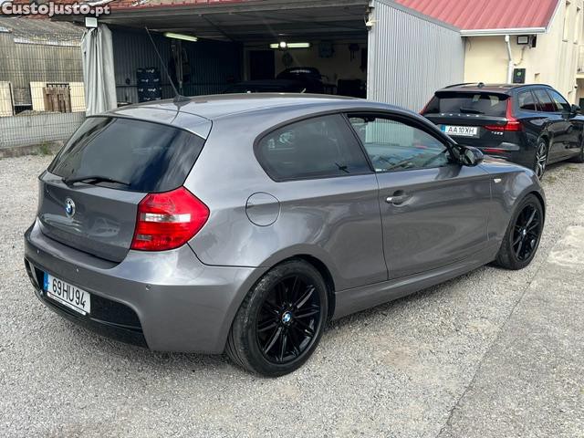 BMW 118 D PACK-M — fotografia 11