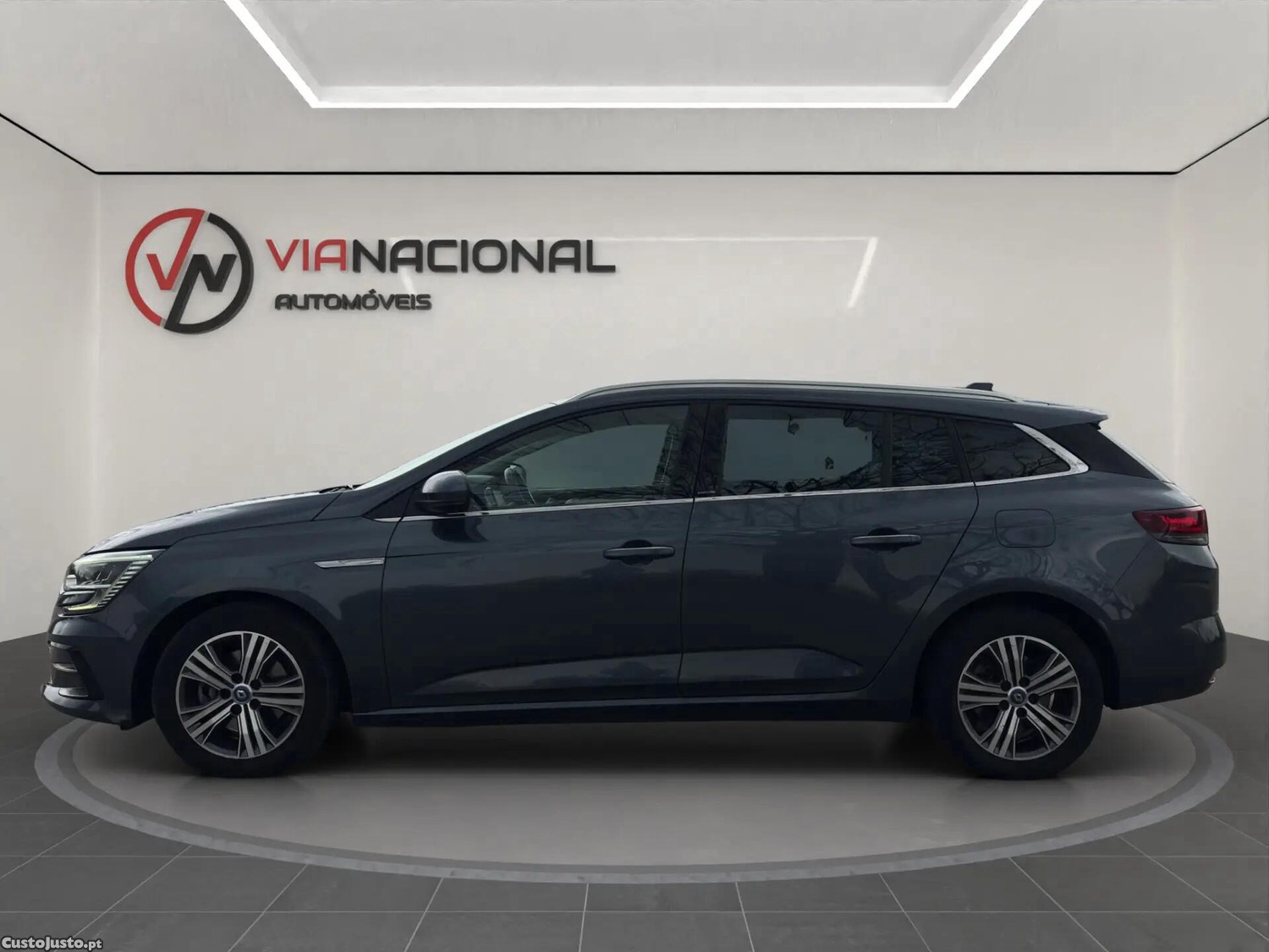 Renault Mégane 1.6 E-Tech Plug-In Hybrid Techno - 21 foto 4
