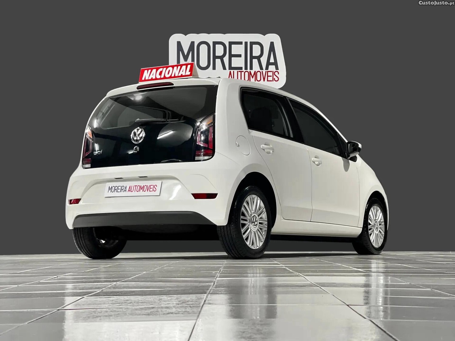 Volkswagen Up! 1.0 BMT Move — fotografia 11