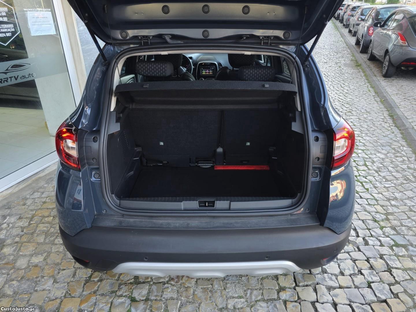 Renault Captur 0.9 TCE Exclusive — fotografia 15