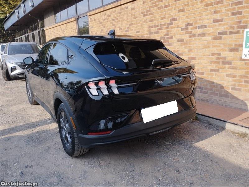 Ford Mustang Mach-E standard — fotografia 5
