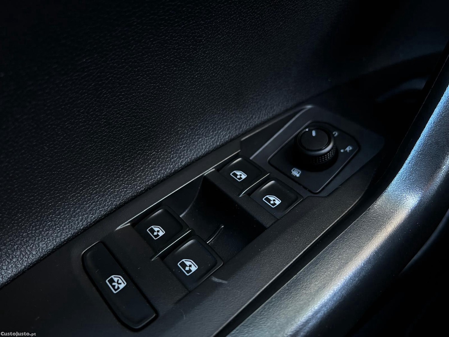 Volkswagen Polo 1.0 TSI Urban — fotografia 9