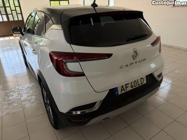 Renault Captur 1.0 TCE — fotografia 16