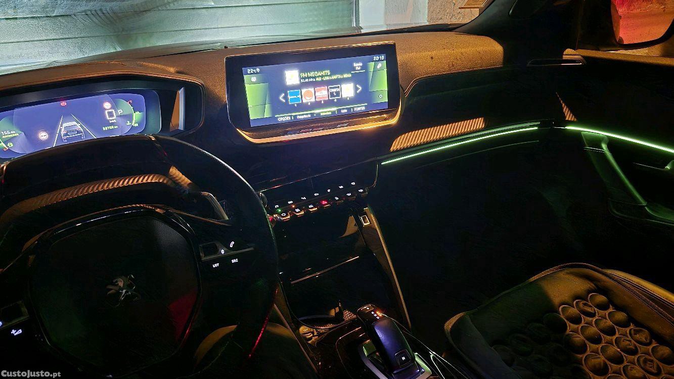 Peugeot 2008 GT — fotografia 4
