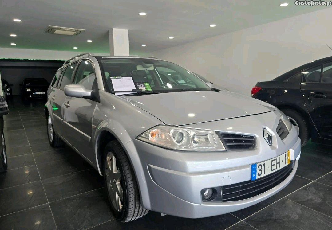 Renault Mégane 1.5 DCi — fotografia 6