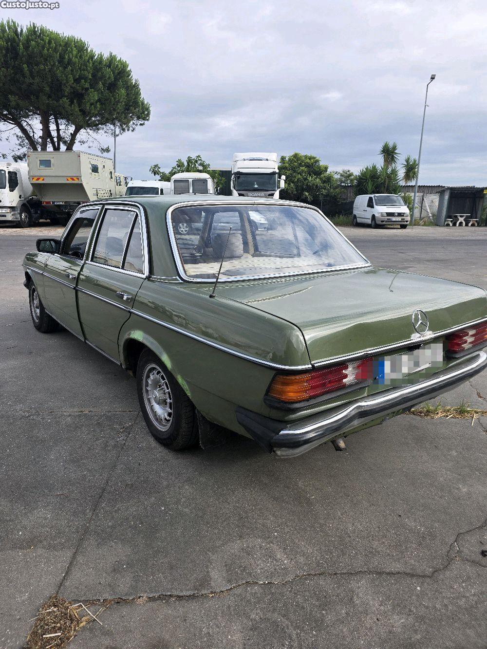 Mercedes-Benz 300 W123 — fotografia 7