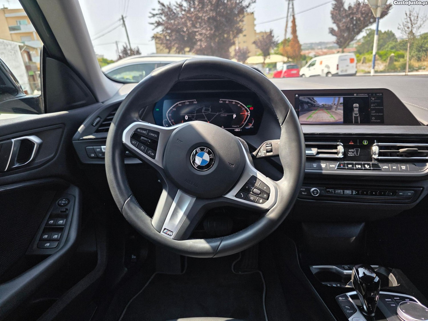 BMW 216 d Line Sport — fotografia 22