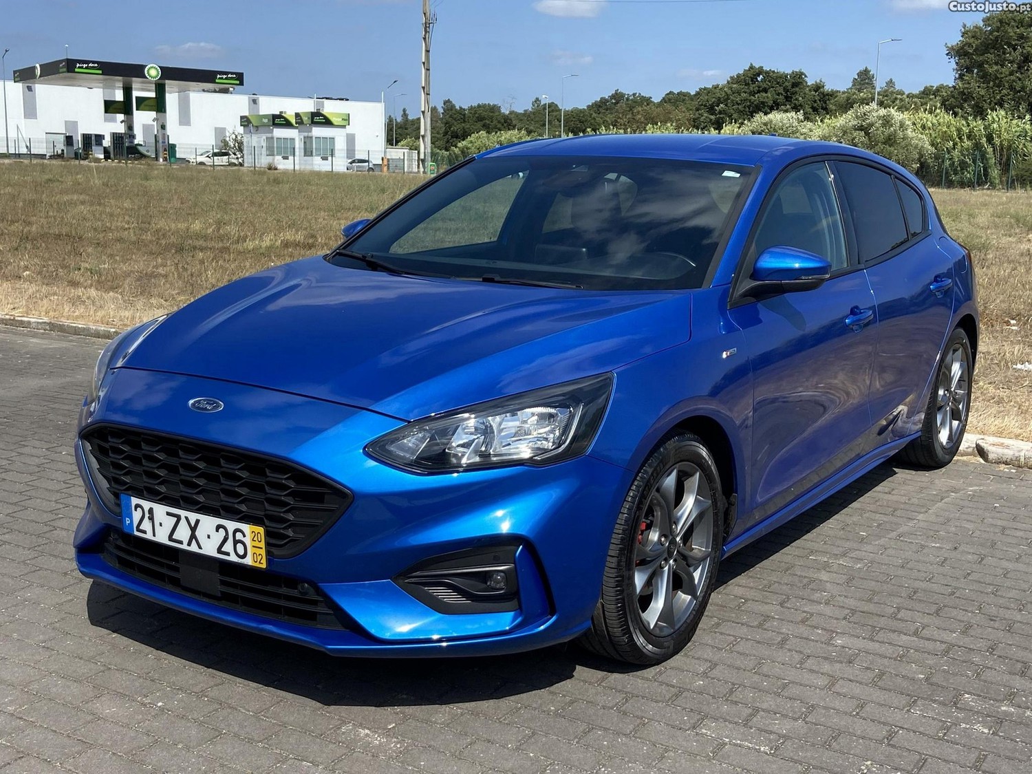 Ford Focus 1.0 EcoBoost ST-Line — fotografia 23